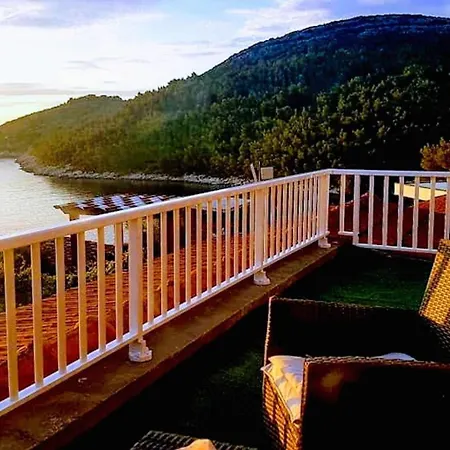 Vila Stone House Poplat *