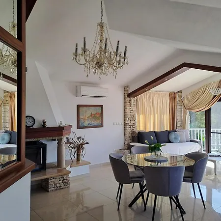 Stone House Poplat * Vela Luka