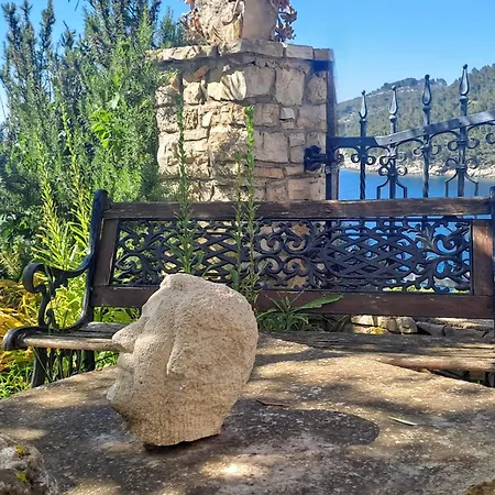 Stone House Poplat * Vela Luka
