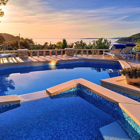 Villa Stone House Poplat