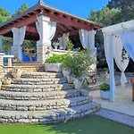 Stone House Poplat *