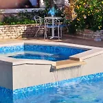 빌라 Stone House Poplat *
