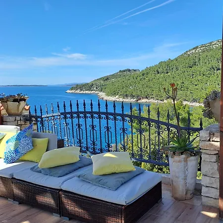 Stone House Poplat Vela Luka