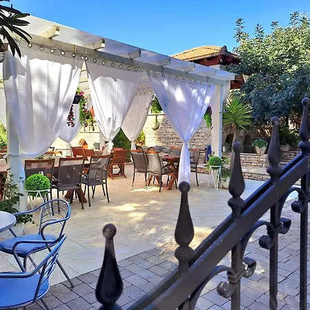 Vila Stone House Poplat