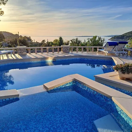 Vila Stone House Poplat *