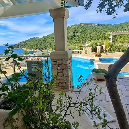 Villa Stone House Poplat