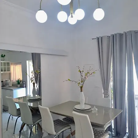 Stone House Poplat فيلة *