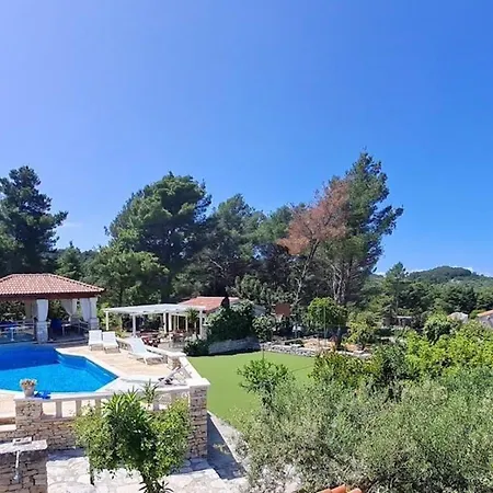 Stone House Poplat Villa *