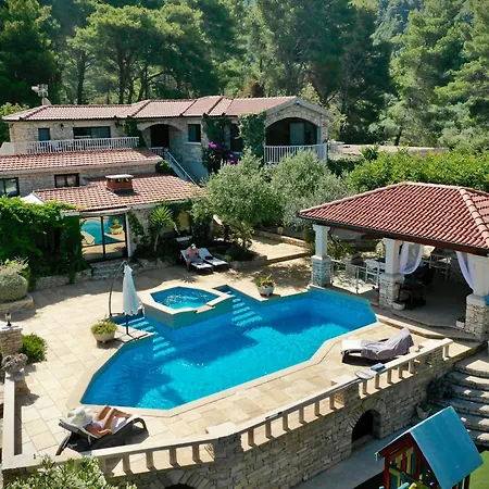Villa Stone House Poplat