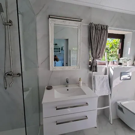 Stone House Poplat Villa