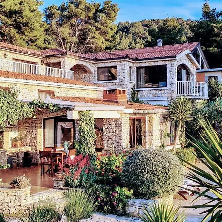 Stone House Poplat Villa