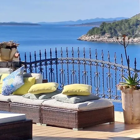 Stone House Poplat Villa