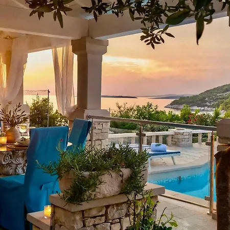 Stone House Poplat Villa