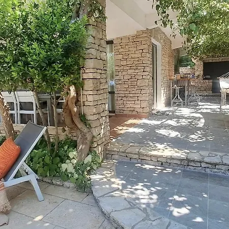 Stone House Poplat * Vela Luka