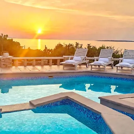 Stone House Poplat * Vela Luka