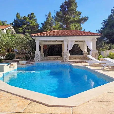 Villa Stone House Poplat