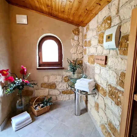 Stone House Poplat Vela Luka