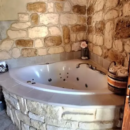 Villa Stone House Poplat