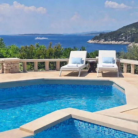 Stone House Poplat * Vela Luka