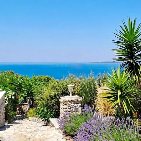 Villa Stone House Poplat